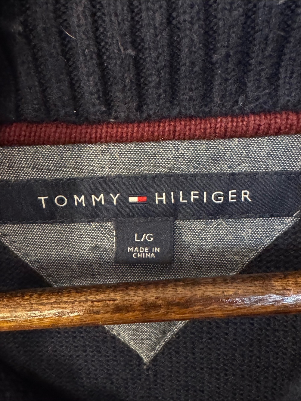 Tommy Hilfiger Argyle Shawl Collar Sweater Men's Large Navy - Picture 4 of 9